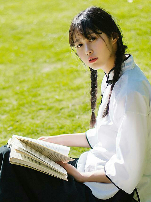 爱游戏中国官方网站平台-中国女篮战术多样化 展现整体实力，中国女篮的战况