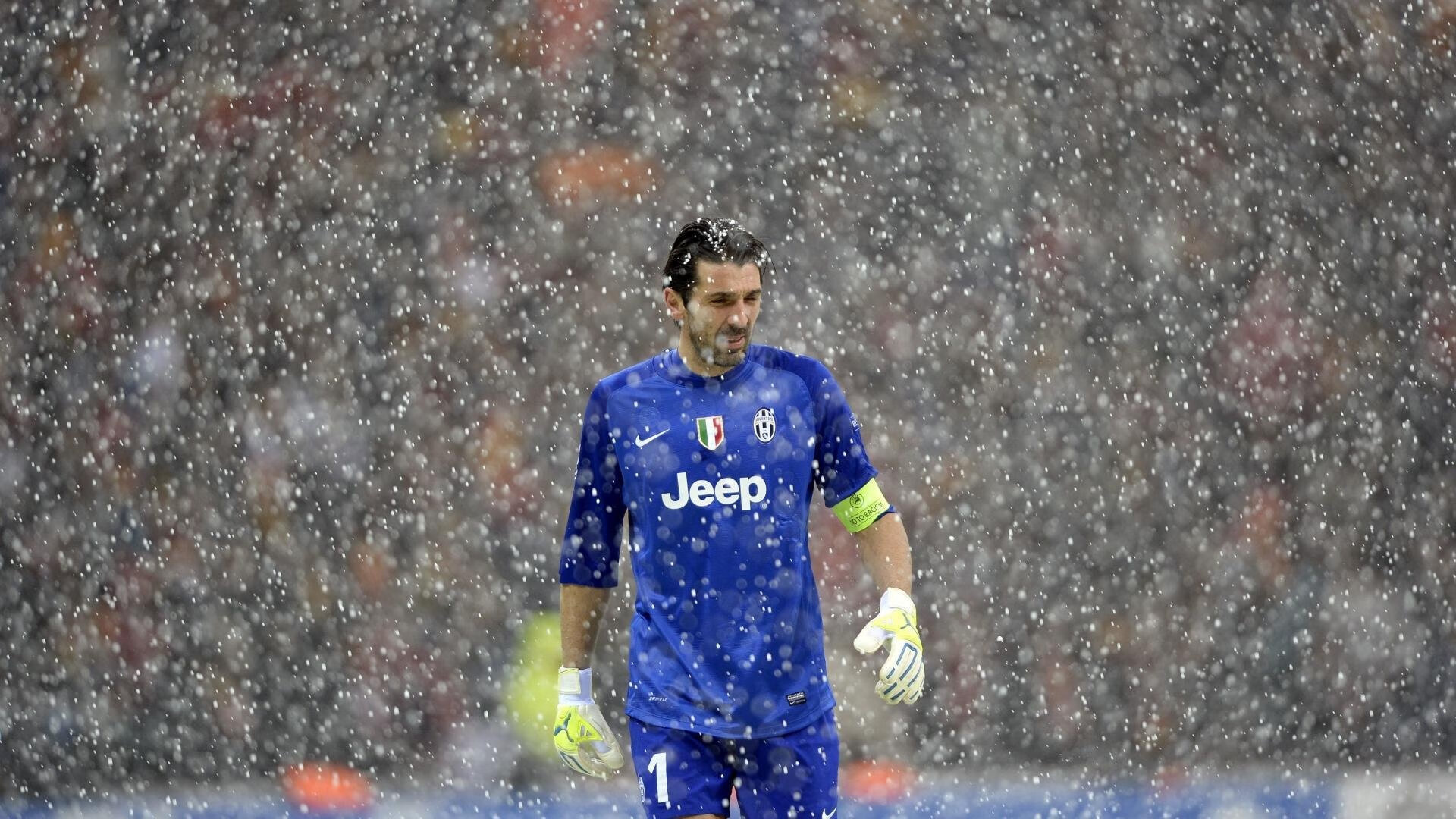 布莱顿控球细腻展现高质量配合，布莱顿球队老板