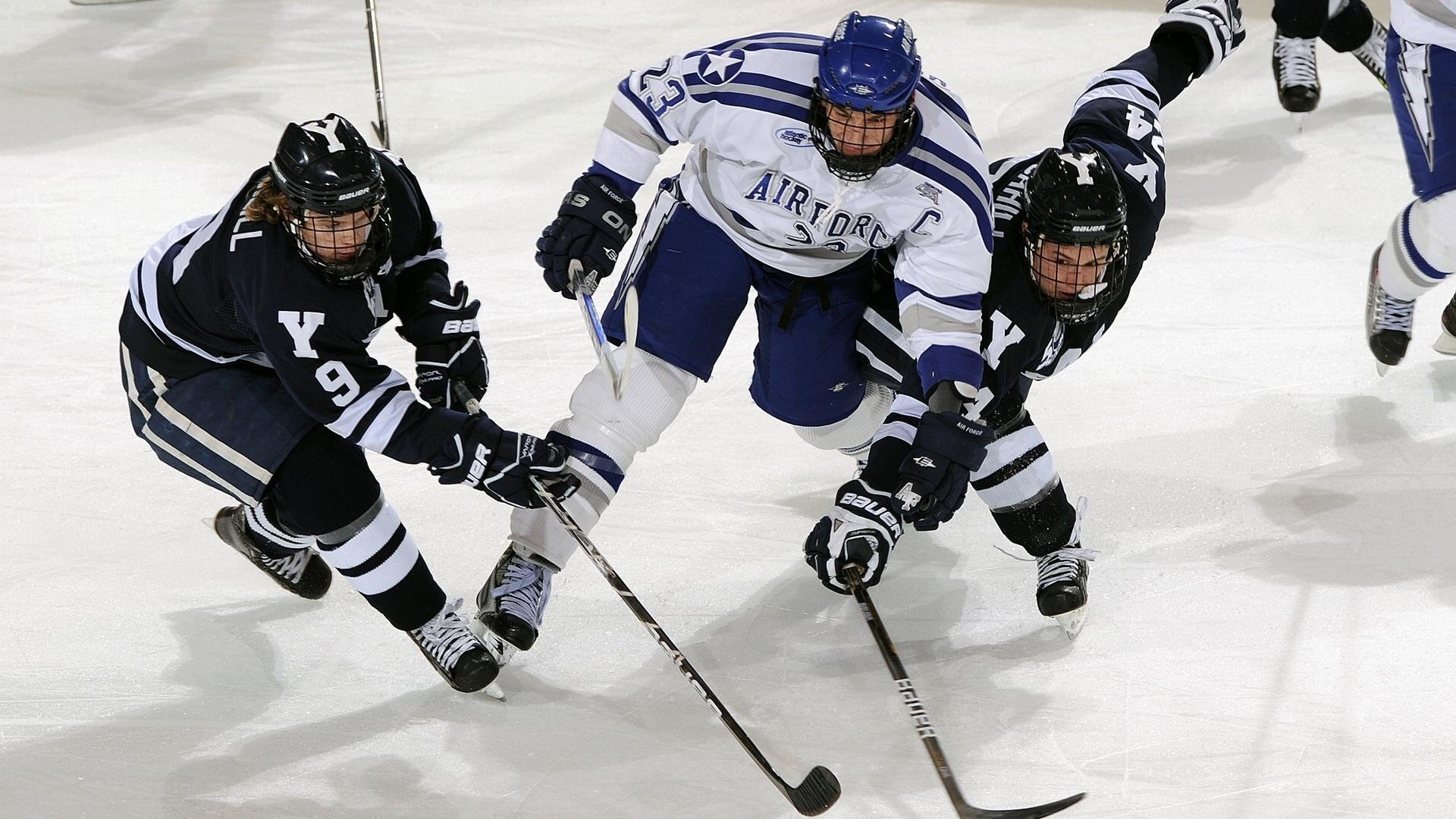 爱游戏-拜仁“包围圈”式压迫断掉节奏