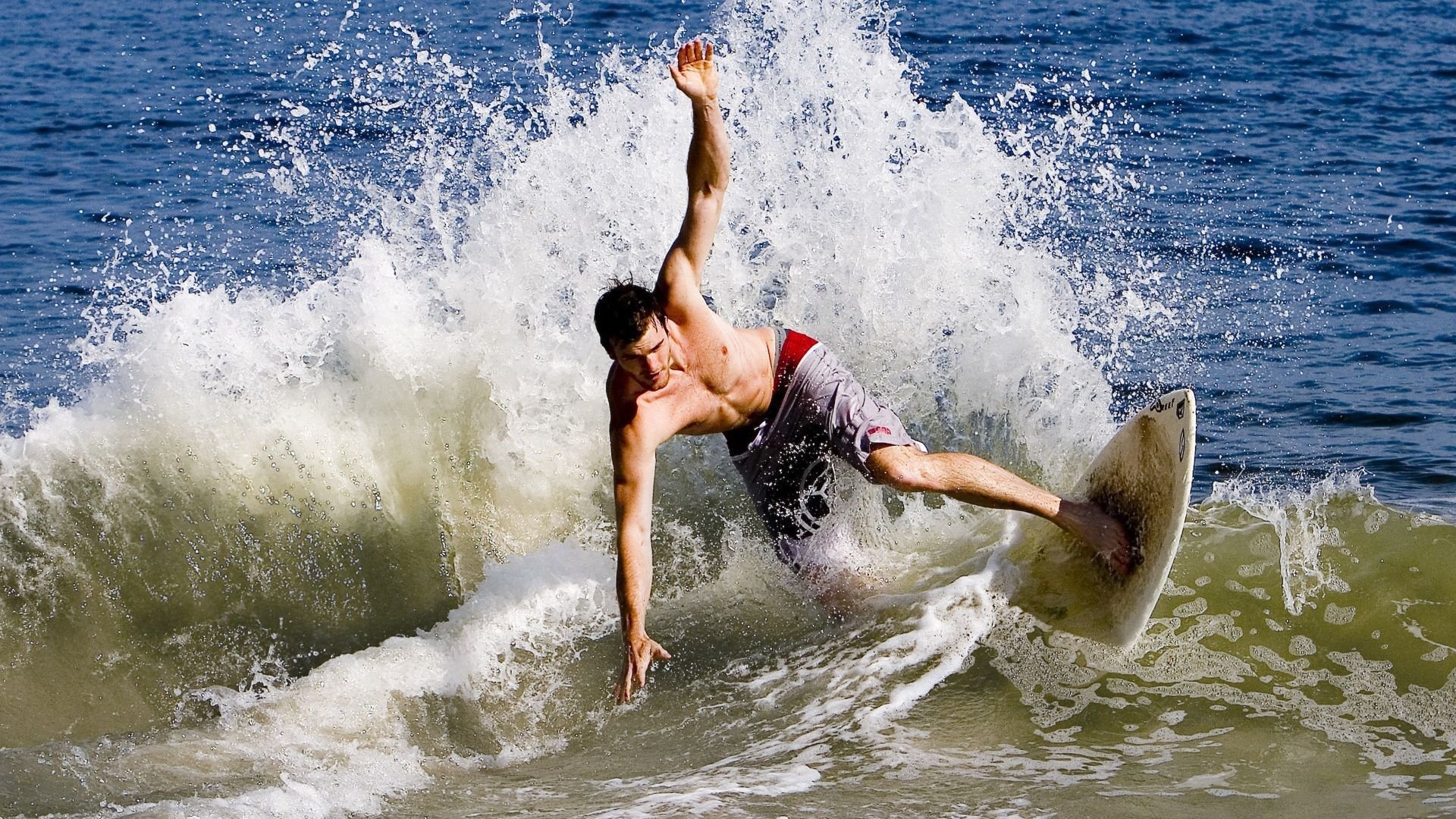 花样滑冰演出尝试沉浸式剧场模式，花样滑冰场景